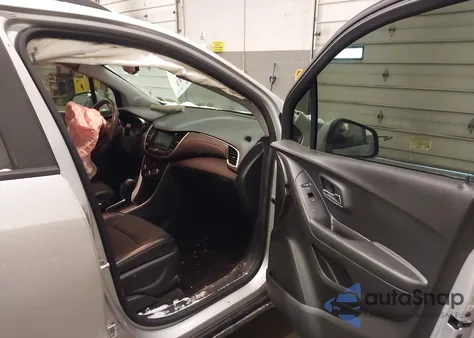 2021 Chevrolet Trax Fwd Lt from USA, damaged, VIN KL7CJLSM7MB376679